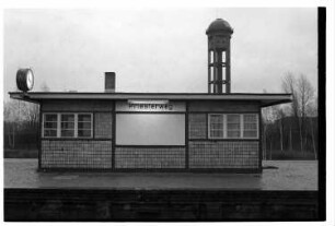 Kleinbildnegative: S-Bahnhof Priesterweg, 1984