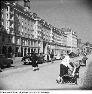 Altmarkt - Westseite mit Webergasse