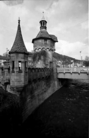 Freiburg: Türmchen auf der alten Schwabentorbrücke
