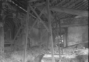 Steinzimmer, kriegszerstört