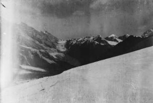 Gletscher : Ein Gletscher im Tian Shan Hochgebirge