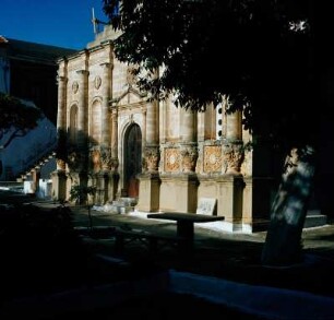 Moni Gdernettu (Moni Guverneto), Akrotiri (Kreta) : Akrotiri (Kreta). Moni Gdernettu (Moni Guverneto), Fassade der Klosterkirche