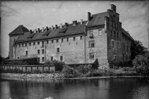 Labiau, Burg : Labiau (Polessk/Russland). Burg. Ansicht von Süden über die Deime