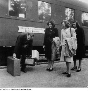 Berlin. Eisenbahnstrecke Frankfurt /Main-Berlin, Schnellzugwagen