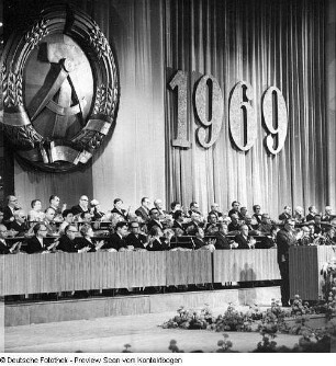 Festakt im Kulturpalast aus Anlass des 20. Jahrestages der Gründung der DDR (Festsaal)