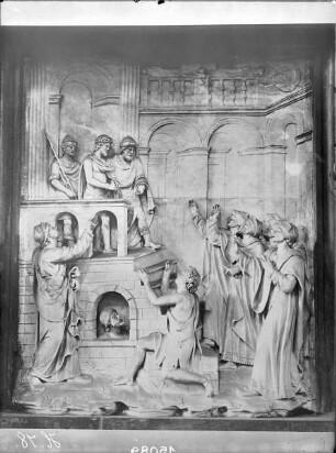 Lettner (Westseite) — Westseite, obere Galerie, 1. Relief: Ecce homo