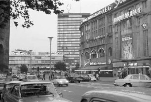 Berlin: Richtung Europa-Center vom Kurfürstendamm