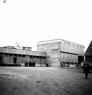 modernes Wirtschaftsgebäude