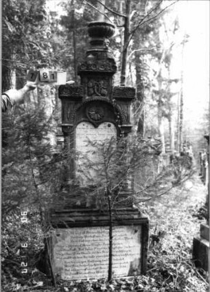 Grabstein 181 (neu: 713)