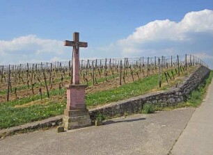 Wegekreuz am Kläuserweg; Geisenheim, Kläuserweg