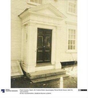 Salem, 80, Federal Street, Hauseingang: Peirce-Nicols House