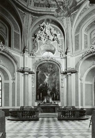 Hofkirche, Kreuzkapelle