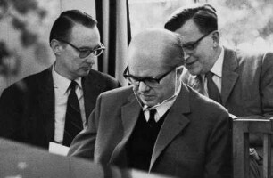 Günter Busch, Erhard Göpel und Gunther Thiem auf einer Auktion bei Kornfeld in Bern