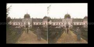 Soldaten vor Schloss in Hommona