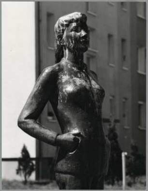 23. „Junges Mädchen“ (Ausschnitt9, Edeka-Markt, Gutenberg-/Humboldtstraße, Weißwasser