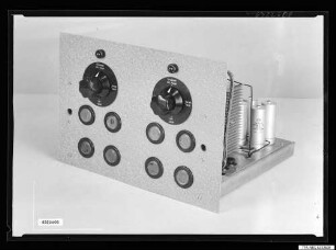 Wärmeleitungs-Manometer, Pumpen-Regler, Bild 1; Foto 1963