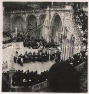 Lourdes, Prozession
