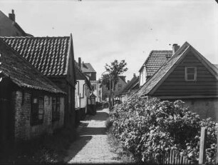 Helgoland : Blick entlang einer Gasse auf Helgoland