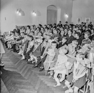 Schulanfänger : Bautzen. Sorbische Oberschule. Feierstunde zum Schulanfang
