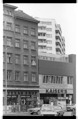 Kleinbildnegativ: Kottbusser Tor, 1975