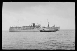 Dunera (1937), British India, London
