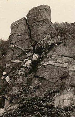 Elbtallandschaft. Granit mit Pegmatitgängen, "Katzensprung" bei Meissen