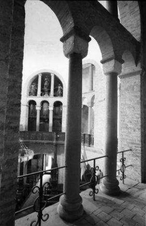Ottmarsheim: Kirche, vom oberen Umgang