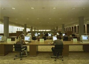 Ebene 0 : Sächsische Landesbibliothek - Staats- und Universitätsbibliothek Dresden. Nordriegel. Rechercheplätze am elektronischen Bibliothekskatalog, Ebene 0