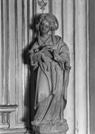 Altarbekrönung, 1. Figur von rechts: Heilige Maria Magdalena