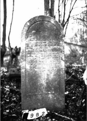Grabstein 982
