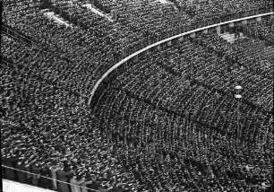 Berlin: Reichssportfeld; Publikum im Reichssportfeld