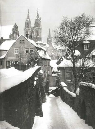 Meißen, Blick auf den Dom : Meißen. Rote Stufen. Blick nach Nordosten gegen den Dom. Winteraufnahme