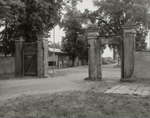 Lichtensee-Tiefenau, Rittergut