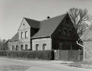 Bad Muskau-Berg, Schillerstraße 15, Gehöft, 1905, Straßenansicht des Wohnhauses