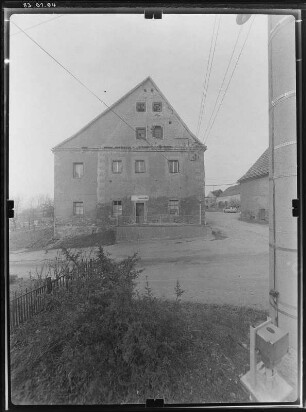 Jahna-Löthain (Käbschütztal-Niederjahna). Rittergut mit Herrenhaus (Bezeichnung 1691). Hofansicht