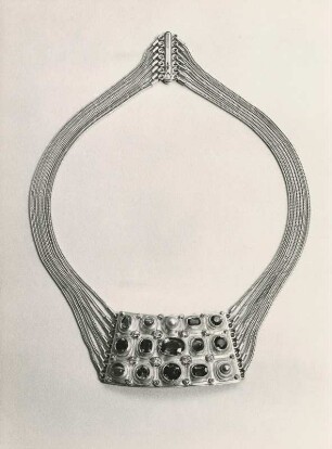 Halsschmuck von Elisabeth Treskow