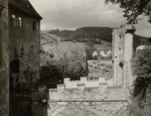 Liebstadt. Schloß Kuckuckstein (Wiederaufbau 15. Jh., Umbau 1796-1802). Eingang mit Zugbrücke