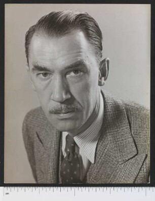 Porträtaufnahme Robert E. Sherwood
