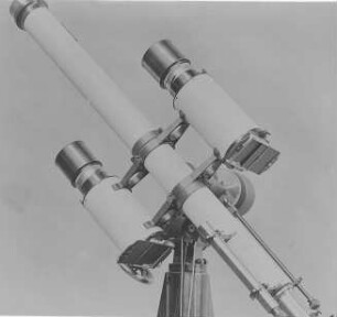 Zwei 60 mm-Astro-Kameras am 80 mm-Refraktor von Zeiss : Technikgeschichte | Physik | Optik | Astronomische Instrumente