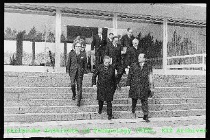 Besuch von Jean Rey (Präsident der gemeinsamen Kommission der drei Europäischen Gemeinschaften (EG)) und Dr. Hans Karl Filbinger (Ministerpräsident des Landes Baden-Württemberg) im Kernforschungszentrum Karlsruhe (KfK)