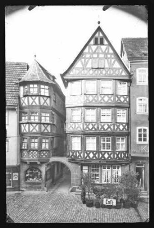 Marktplatz 12, Cafe Hahn