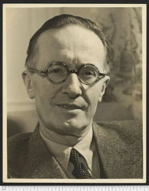 Porträtaufnahme Jean Giraudoux