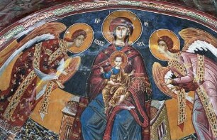 Thronende Muttergottes mit Christuskind, flankiert von den Erzengeln Michael und Gabriel