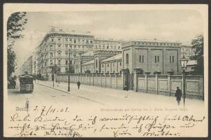 Ansichtskarte "Gneisenaustraße mit Kaserne des 2. Garde Dragoner Regiments"