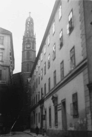 Alter Stadtteil : Kirche im historischen Kern der Stadt Wien