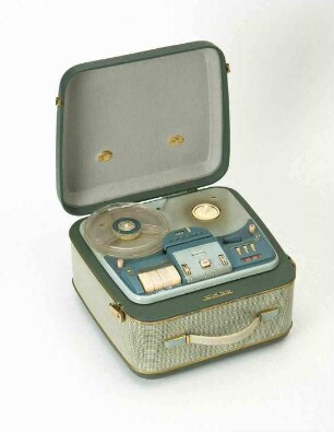 Grundig TK 32