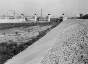 Wehr und Schleuse Heilbronn