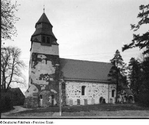 Hornow. Evangelische Kirche St. Martin. Außenansicht