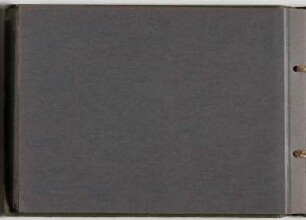 Albumseite (unbestückt) : Album einer Fahrt nach Dittersbach und einer Reise ans Meer 1906. Kartoneinband, geprägt mit Kordelbindung; 13,2 x 18,6 x 1 cm (ab 1906). Dresden: SLUB/DF 2017.A.403