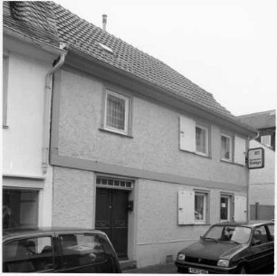 Wohnhaus; Bad Homburg, Waisenhausstraße 11